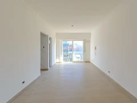 Venta departamento monoambiente Luminoso en Martínez con cochera