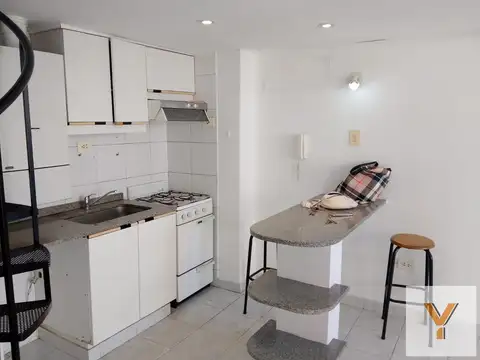 Depto Tipo Casa en Venta 25 años