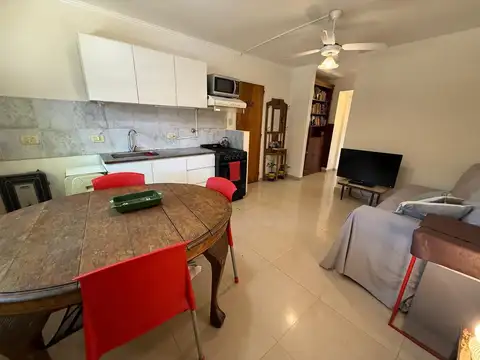 EN VENTA DEPARTAMENTO DE UN DORMITORIO CON PATIO EN REPUBLICA LA SEXTA