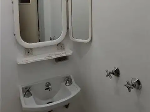 Departamento 5 ambientes con 2 baños