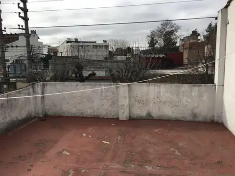 Depto Tipo Casa en Alquiler al Este