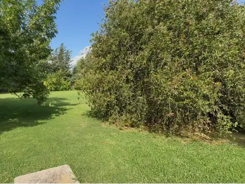 VENTA LOTE EN GOLFER´S CC PILAR 1125 MTS ARBOLADO