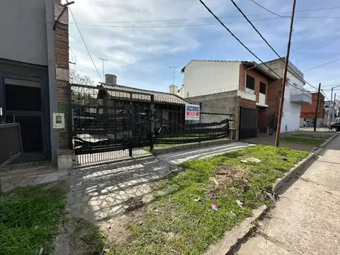 Terreno en Venta en Bernal Oeste, USD 60.000