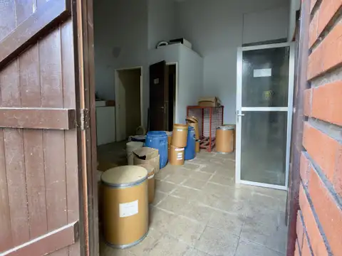 Galpon en Venta en Altos De San Lorenzo, USD 119.000