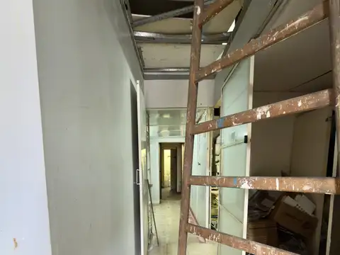 GALPON, DEPOSITO EN PH EN VENTA, VARIOS DESTINOS, 284M2, LA PLATA