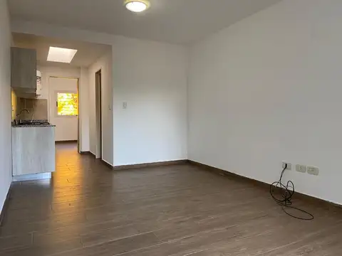 Italia 2300, Piso 1