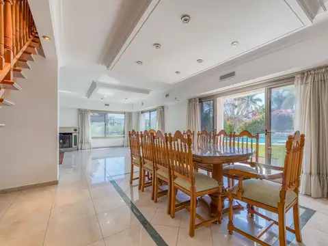 Casa en Venta de 5 dormitorios