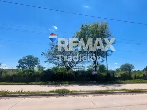 Venta terreno sobre avenida. fontana