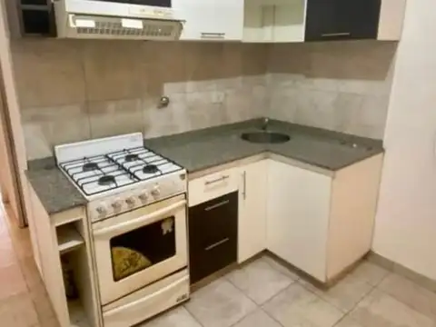 VENTA DE DEPARTAMENTO 2 AMBIENTES CON EXPENSAS  BAJAS