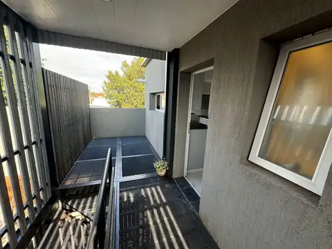Depto Tipo Casa en Alquiler de 2 dormitorios