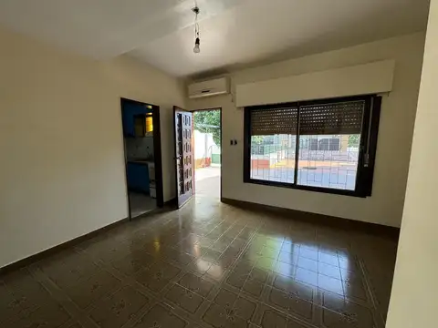 Depto Tipo Casa 3 ambientes con 1 baño