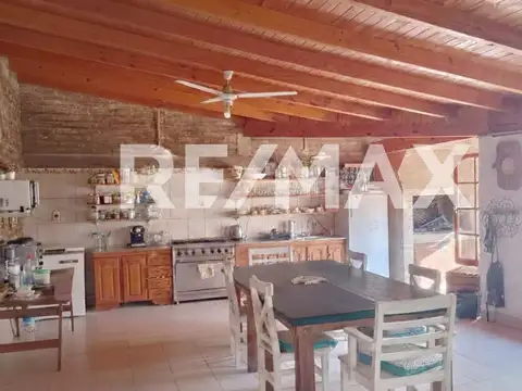 VENTA DE CASA 5 DORMITORIOS
