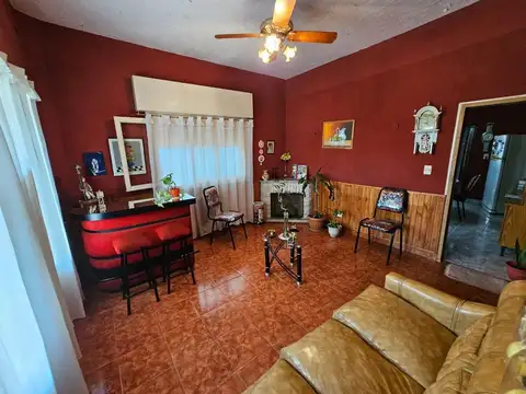 Casa en Venta con 1 cochera