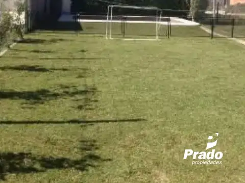 Casa 3 ambientes con 2 baños