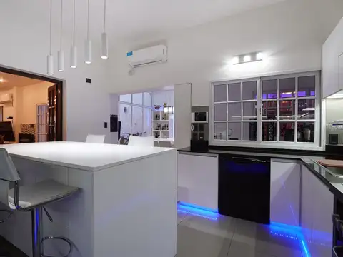 Casa en Venta en Boedo, USD 588.000