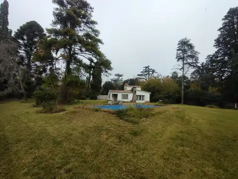 VENTA CASA EN OLIVEROS, 2700 M2 DE LOTE, OPORTUNIDAD