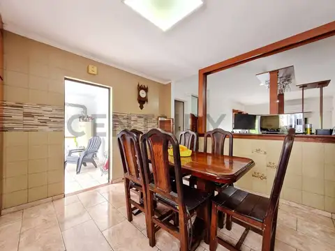 515 bis e/ 5 y 6 1000, Piso 0