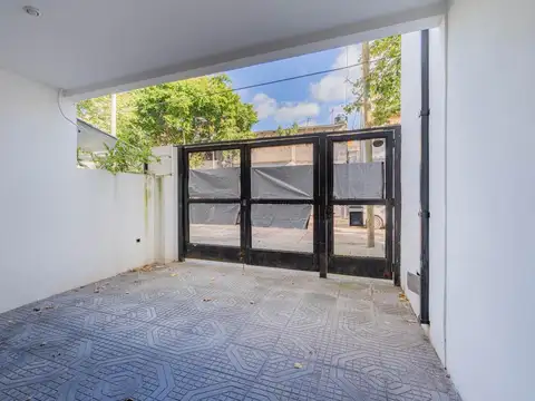 Depto Tipo Casa en Venta en Parque Avellaneda, USD 149.000