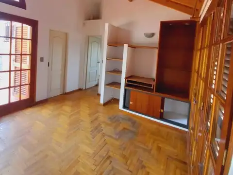 Casa en Venta en Longchamps, USD 138.000