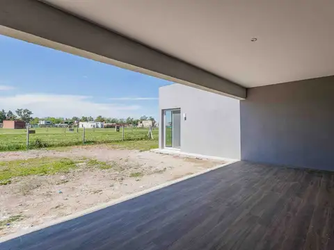 VENTA CASA A ESTRENAR BARRIO SANTA SOFIA PILAR