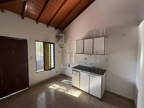 Casa en Alquiler de 1 dormitorio