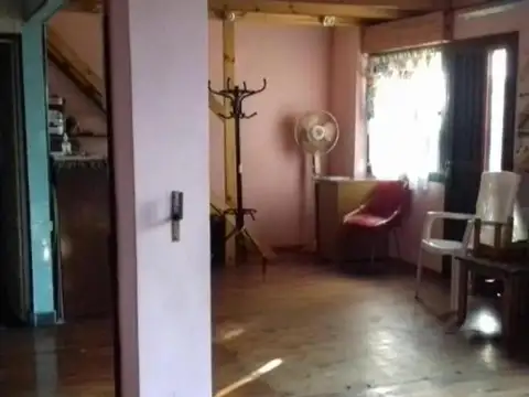 Depto Tipo Casa en Venta de 4 ambientes