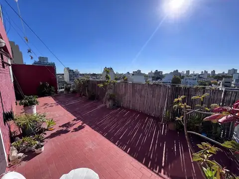 Departamento 3 ambientes con balcón terraza en Villa Crespo