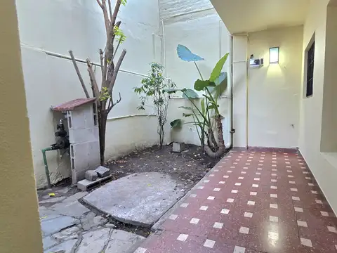 Depto Tipo Casa en Alquiler de 4 dormitorios