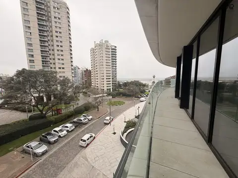 Departamento en Alquiler con 1 cocheras