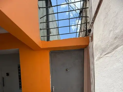 Fischetti 4500, Piso 1