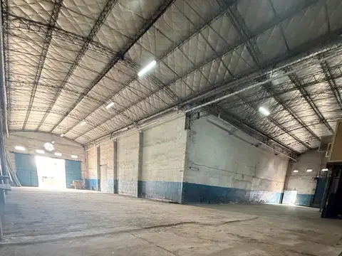 Av. José E. Uriburu 800