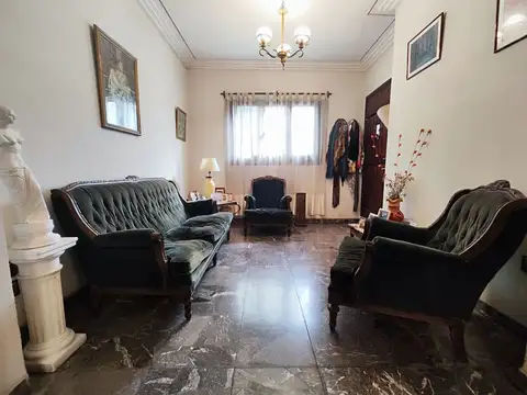 Casa en Venta en Haedo, USD 170.000