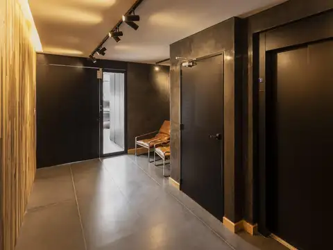 Piso en Venta de 4 Ambientes con Dependencia - Balcon  - Cochera Opcional