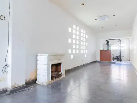 Casa 3 ambientes con 1 baño