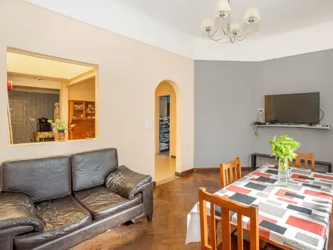 Venta Casa 4 amb. c/terraza Villa Pueyrredon Acepta Permuta