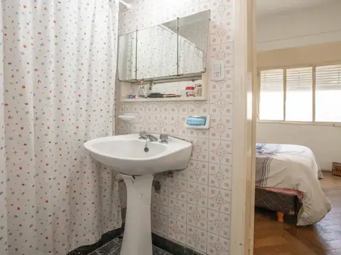 Venta Casa 4 amb. c/terraza Villa Pueyrredon Acepta Permuta