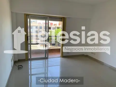 Departamento de 2 ambientes en alquiler c/ cochera en Ciudad Madero