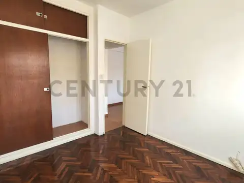 Departamento en Venta 1975 años