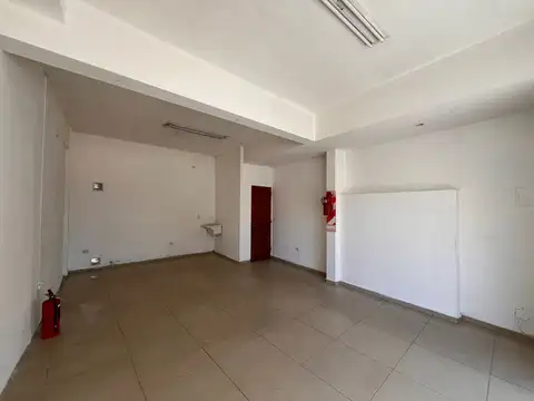 Local en Alquiler en Villa Nueva de Guaymallen, $ 400.000