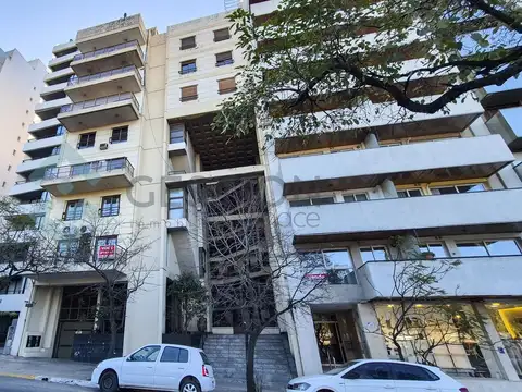 Poeta Lugones al 100