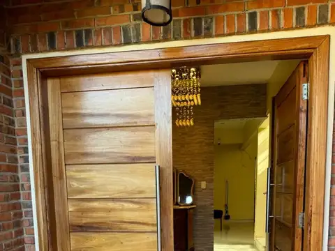 Casa en Alquiler en Asuncion, $ 12.000.000