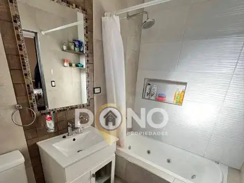 Casa - Venta - Argentina, Quilmes - AYOLAS 47