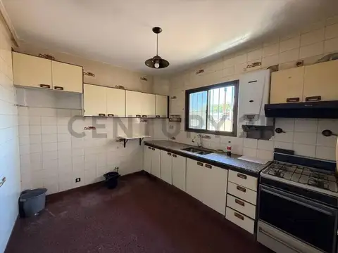 Corvalan 700, Piso 2