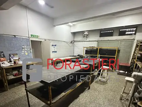 Hipolito Yrigoyen  al 2600