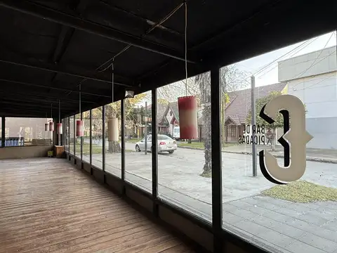 Local en Alquiler 60 años