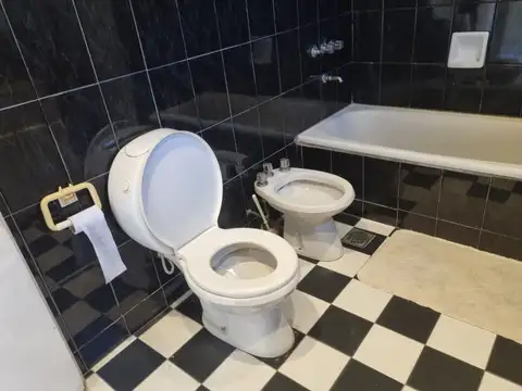 Casa en Venta en Lanús Oeste, USD 92.000