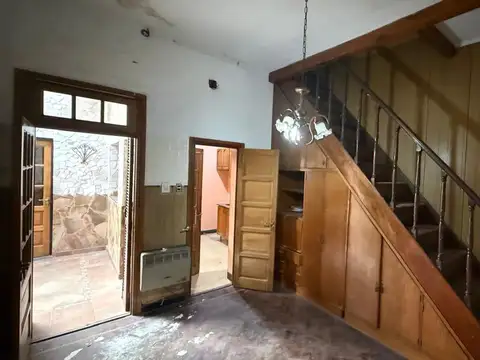 Depto Tipo Casa en Venta 48 años