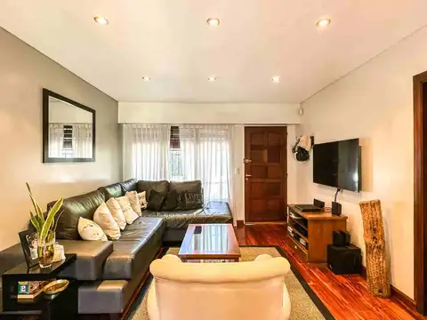 venta casa en olivos 4 ambientes  OPORTUNIDAD