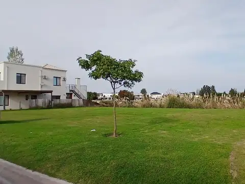 Terreno en Venta 35  mts Fondo