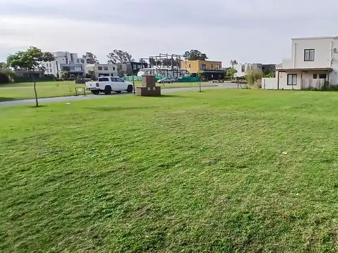 Barrio El Canal Dique Lujan